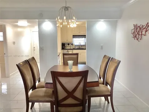 681 S Hollybrook Drive Pembroke Pines FL 33025
