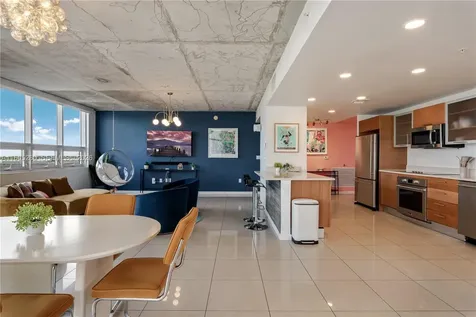 3250 NE 1st Avenue Miami FL 33137