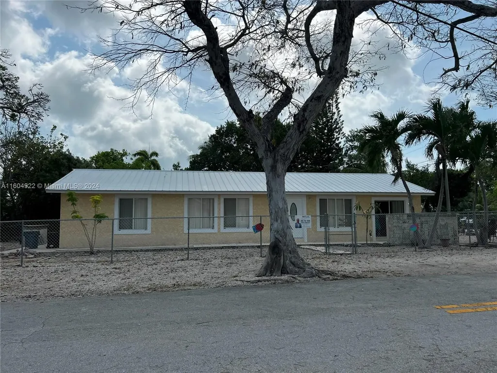 167 Pearl Avenue Tavernier FL 33070
