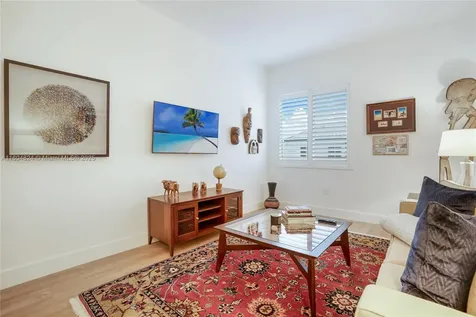 1122 NE 14th Avenue Fort Lauderdale FL 33304