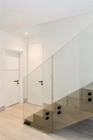 345 W 46th Street Miami Beach FL 33140