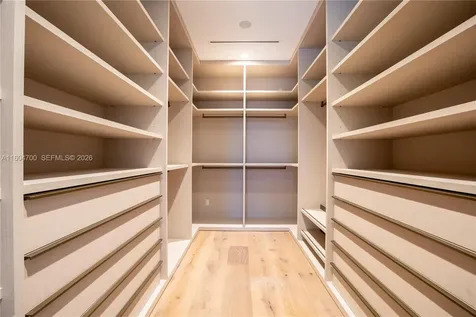 345 W 46th Street Miami Beach FL 33140