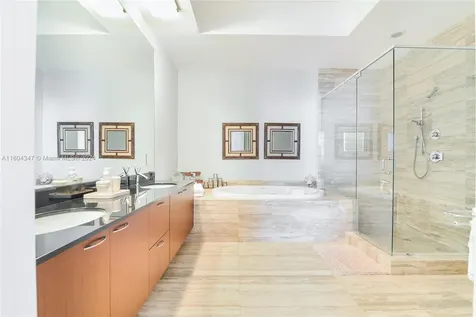 16001 Collins Avenue Sunny Isles Beach FL 33160