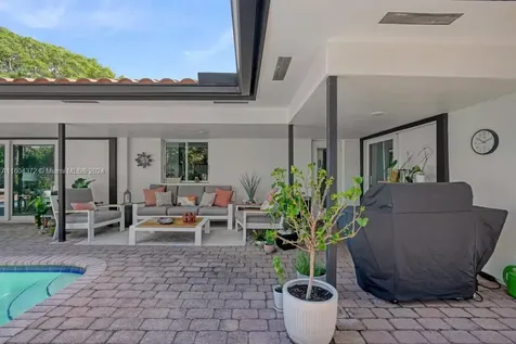 2616 NE 33rd Street Fort Lauderdale FL 33306