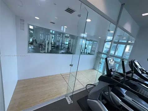 350 S Miami Avenue Miami FL 33130