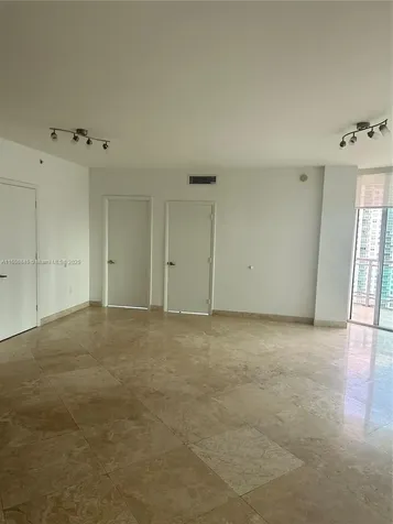350 S Miami Avenue Miami FL 33130
