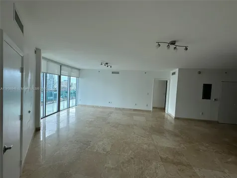 350 S Miami Avenue Miami FL 33130