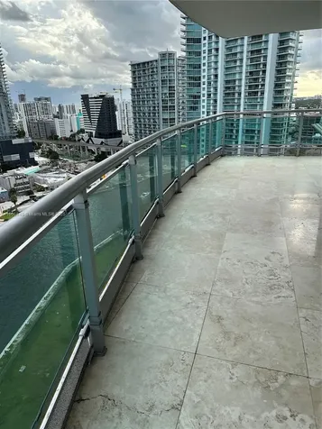350 S Miami Avenue Miami FL 33130