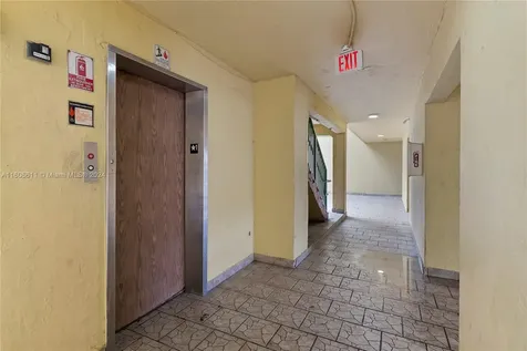 666 W 81st Street Hialeah FL 33014