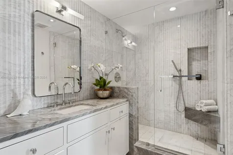 19707 Turnberry Way Aventura FL 33180