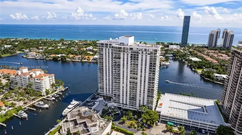 19707 Turnberry Way Aventura FL 33180
