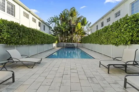 1035 15th Street Miami Beach FL 33139