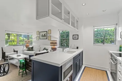 1035 15th Street Miami Beach FL 33139
