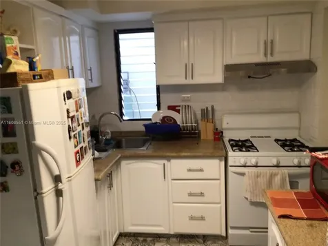2100 Avenida Las Trinitarias, Juan Dolió, Rep Dom Other Country - Not In USA FL