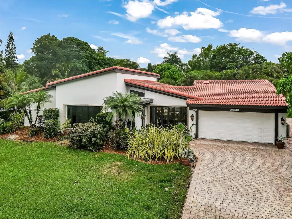 10951 SW 42nd Place Davie FL 33328