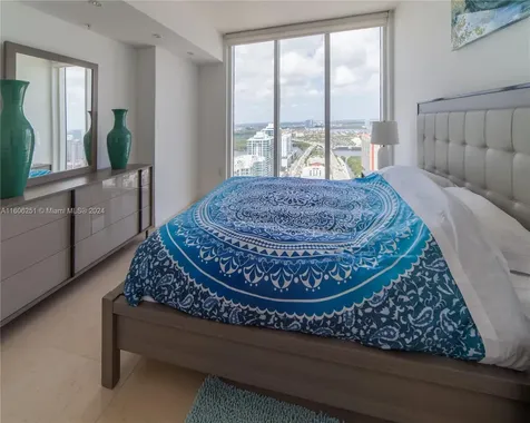 16699 Collins Ave(avlb 6/22/26) Sunny Isles Beach FL 33160