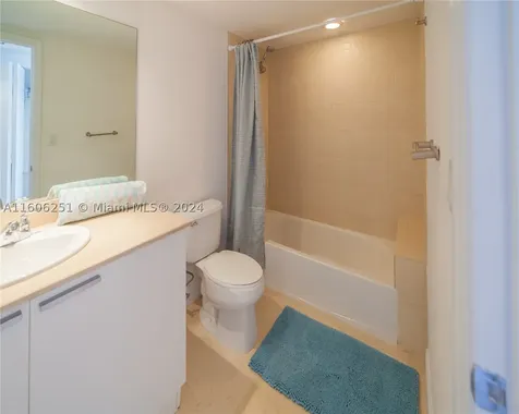 16699 Collins Ave(avlbnow) Sunny Isles Beach FL 33160