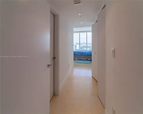 16699 Collins Ave(avlb 6/22/26) Sunny Isles Beach FL 33160