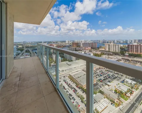 16699 Collins Ave(avlb 6/22/26) Sunny Isles Beach FL 33160