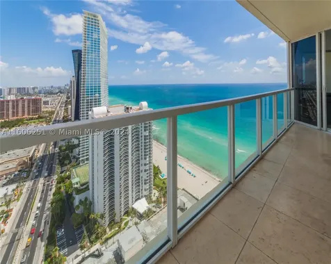 16699 Collins Ave(avlbnow) Sunny Isles Beach FL 33160