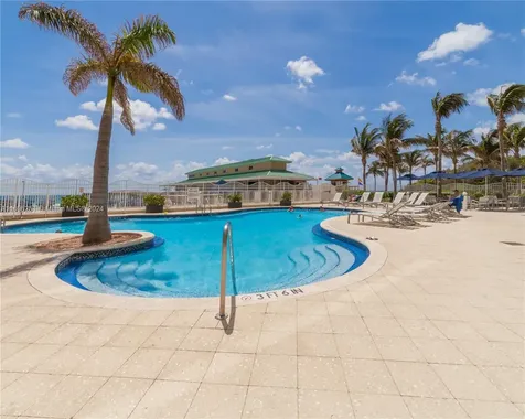 16699 Collins Ave(avlb 6/22/26) Sunny Isles Beach FL 33160