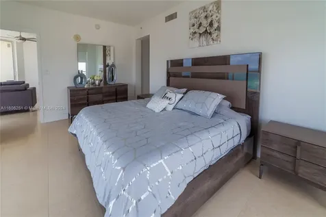 16699 Collins Ave(avlb 6/22/26) Sunny Isles Beach FL 33160