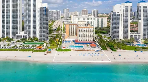19201 Collins Ave(avlb 5/28/26) Sunny Isles Beach FL 33160