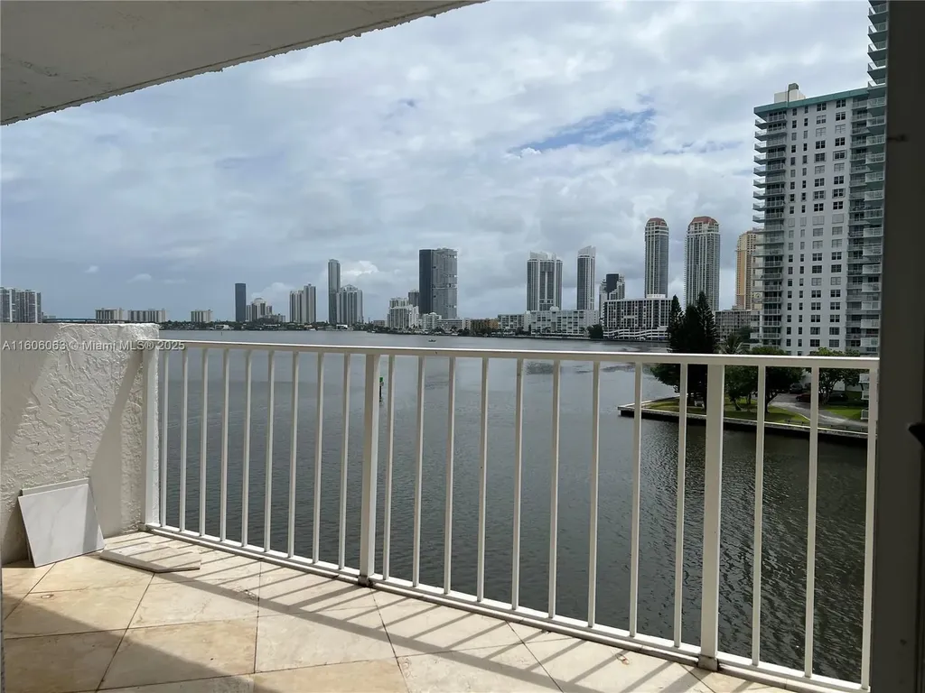 4000 NE 170th Street North Miami Beach FL 33160