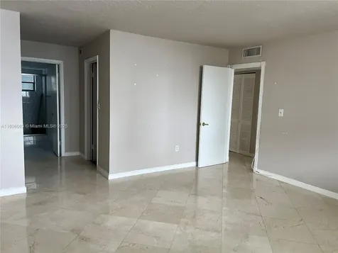 4000 NE 170th Street North Miami Beach FL 33160
