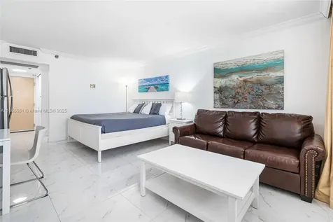 19201 Collins Avenue Sunny Isles Beach FL 33160