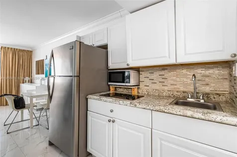 19201 Collins Avenue Sunny Isles Beach FL 33160