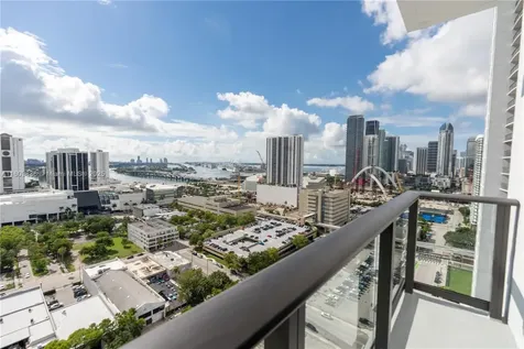 1642 NE 1st Avenue Miami FL 33132