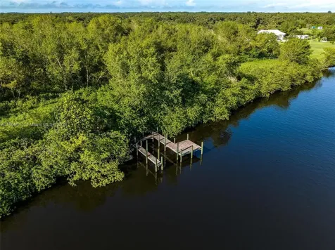 1984 E State Road 80 La Belle FL 33935