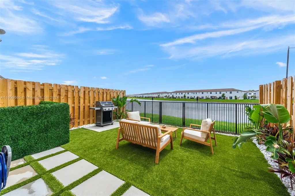 12816 NW 22nd Place Miami FL 33167