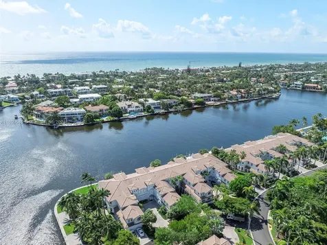 21301 NE 38th Avenue Aventura FL 33180