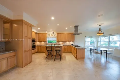 1613 N Indian River Drive Cocoa FL 32922