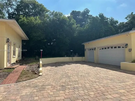 1613 N Indian River Drive Cocoa FL 32922