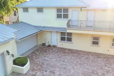 1613 N Indian River Drive Cocoa FL 32922