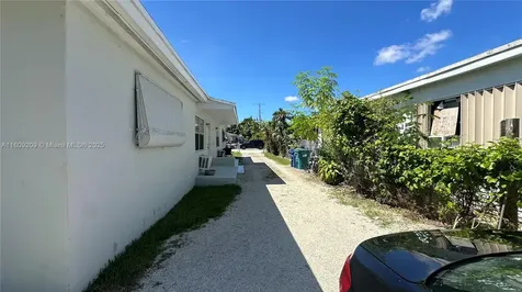1250 NE 109th Street Miami FL 33161