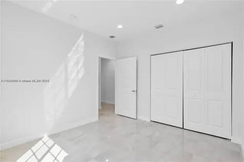 1250 NE 109th Street Miami FL 33161