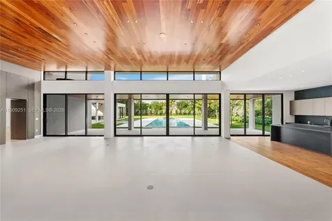 6675 SW 96th Street Pinecrest FL 33156