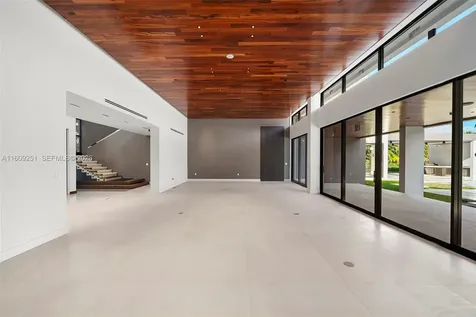 6675 SW 96th Street Pinecrest FL 33156