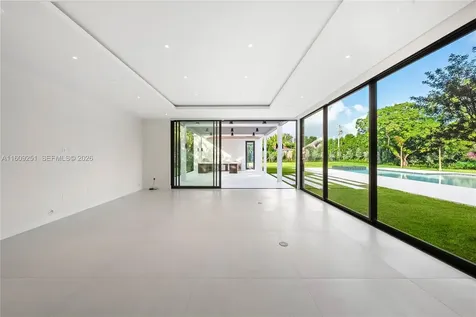 6675 SW 96th Street Pinecrest FL 33156