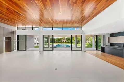 6675 SW 96th Street Pinecrest FL 33156