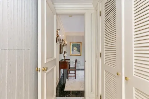 241 Cape Florida Drive Key Biscayne FL 33149