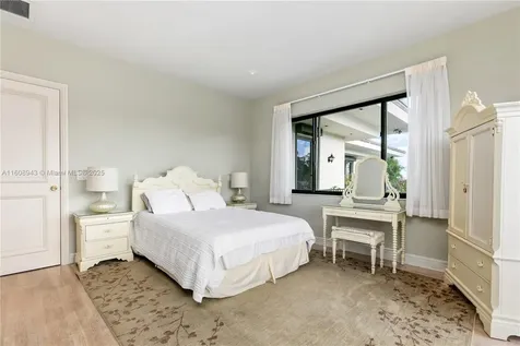 241 Cape Florida Drive Key Biscayne FL 33149