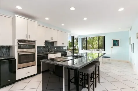 241 Cape Florida Drive Key Biscayne FL 33149