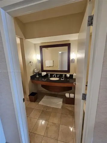 18001 Collins Avenue Sunny Isles Beach FL 33160