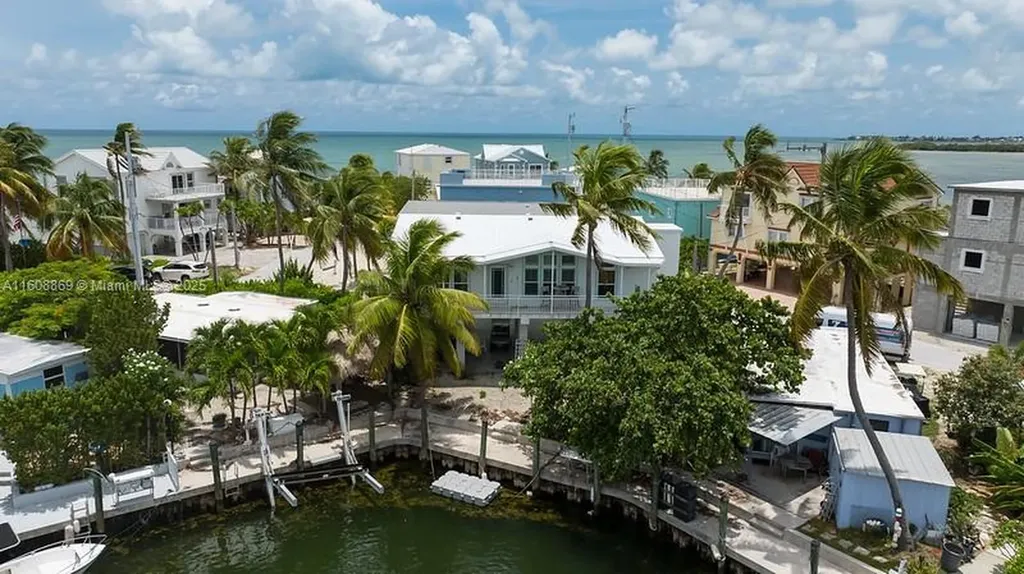 62900 Overseas Highway #19 Marathon FL 33050