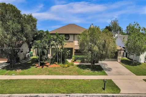 5740 W Waterford Drive Davie FL 33331